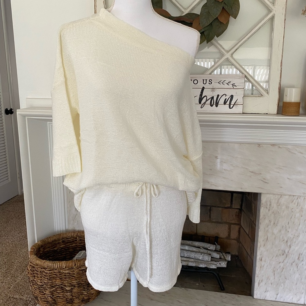 2 piece Outfit Set Off Shoulder Knit top with shorts